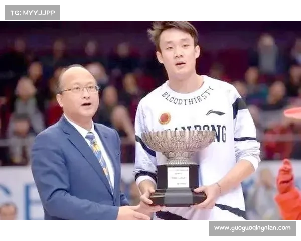 13+3!丁彦雨航助攻绝杀助小牛夺冠 网友:留在NBA别回来了 13+3!丁彦雨航助攻绝杀助小牛夺冠 网友:留在NBA别回来了